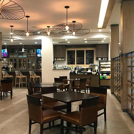 Sonesta Hotel Grand Rapids Airport Kentwood Экстерьер фото