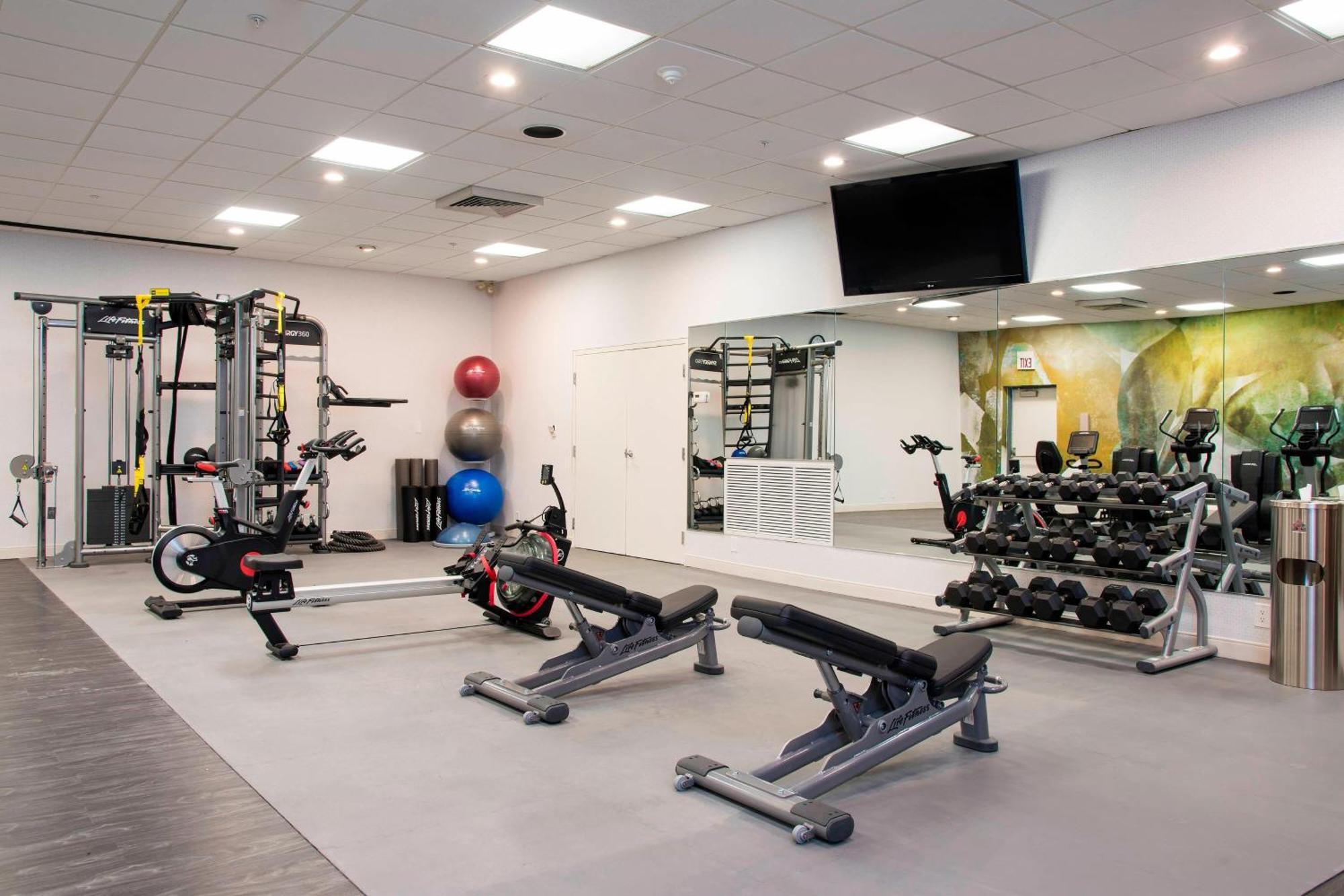 Sonesta Hotel Grand Rapids Airport Kentwood Экстерьер фото