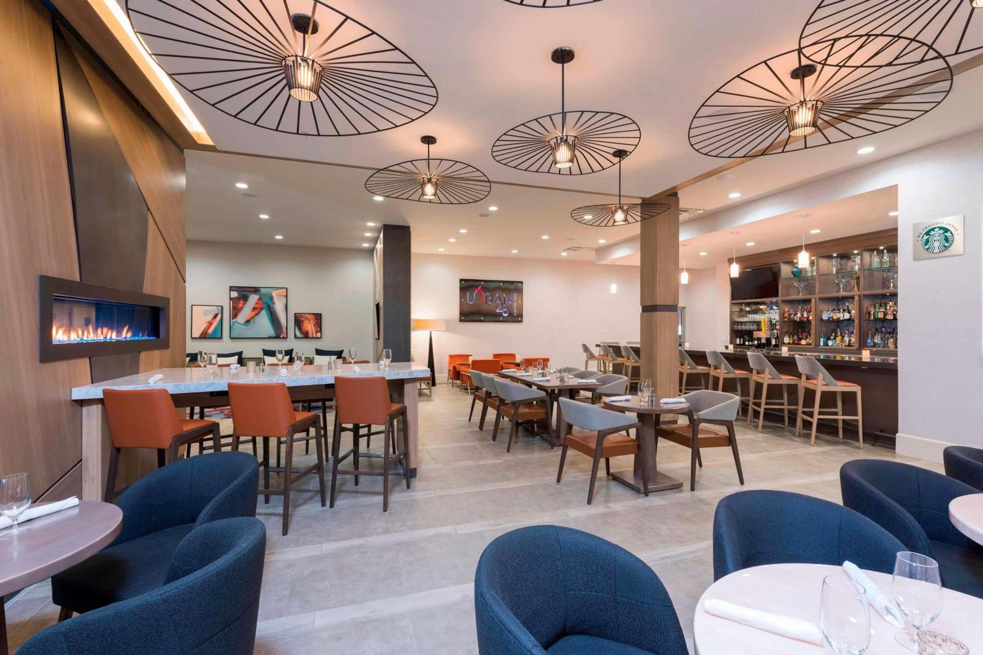 Sonesta Hotel Grand Rapids Airport Kentwood Экстерьер фото
