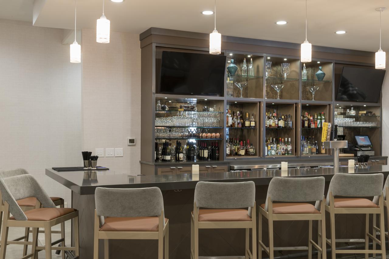 Sonesta Hotel Grand Rapids Airport Kentwood Экстерьер фото