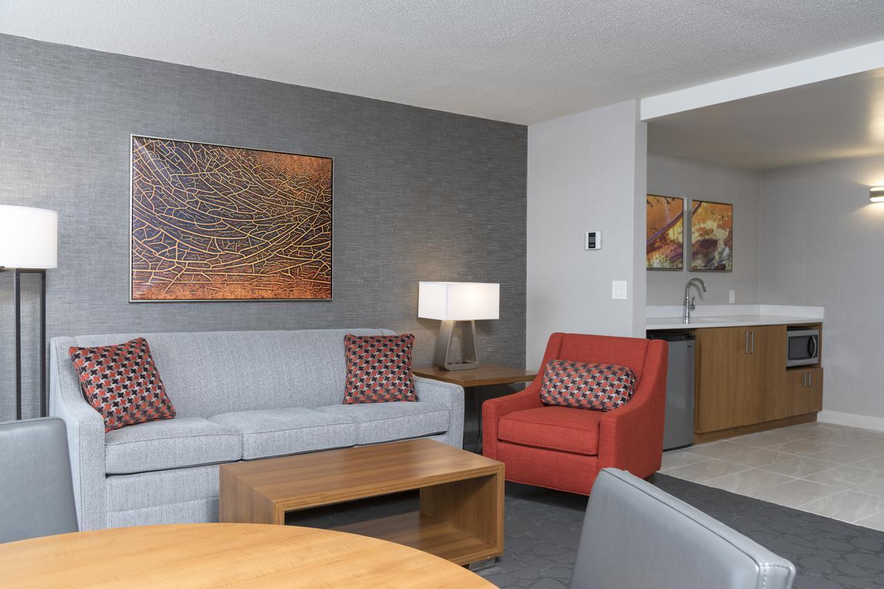 Sonesta Hotel Grand Rapids Airport Kentwood Экстерьер фото